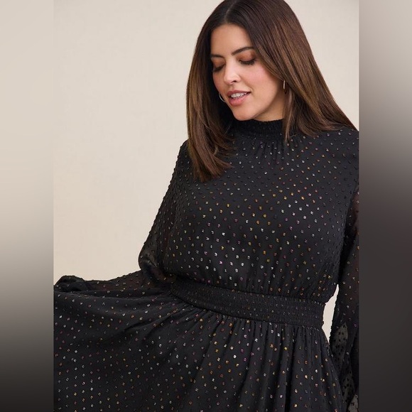 torrid Dresses & Skirts - Torrid Mini Clip Dot Blouson Long Sleeve Dress